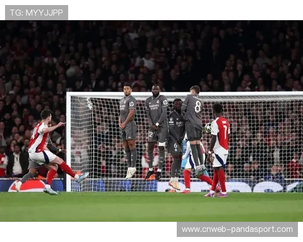 赖斯精准定位球助攻双响 阿森纳进攻火力全开展现霸气 赖斯精准定位球助攻双响 阿森纳进攻火力全开展现霸气