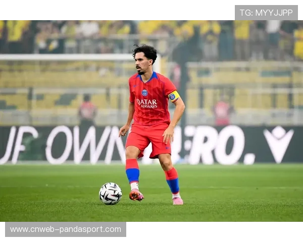 维蒂尼亚帽子戏法,巴黎中场闪耀王子公园球场 维蒂尼亚帽子戏法,巴黎中场闪耀王子公园球场