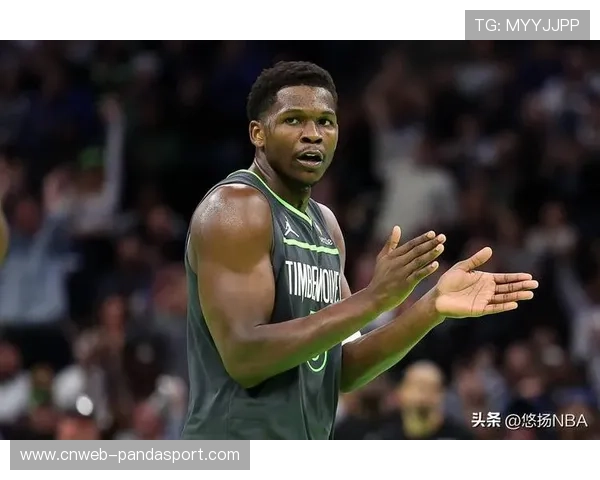 森林狼主场沸腾:爱德华兹隔扣引嘘声,唐斯外线三分回应 森林狼主场沸腾:爱德华兹隔扣引嘘声,唐斯外线三分回应